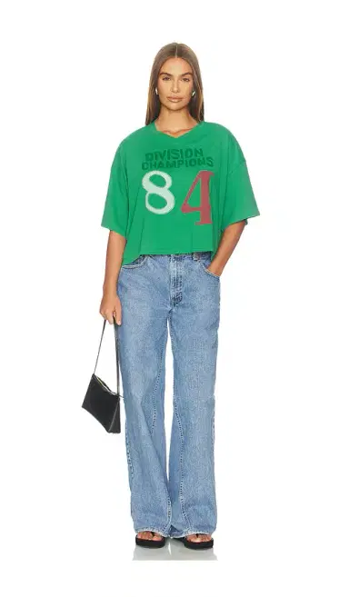 DAYDREAMER Division Champs Cropped V-neck Tee | Thumbnail 4