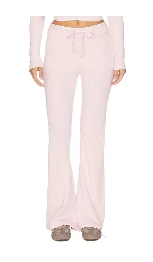 WellBeing + BeingWell WellBeing + BeingWell Coralie Pant