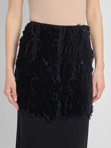 Maison Margiela Women's Textured Paisley Maxi Skirt - Black | Thumbnail 5