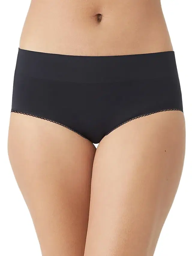 Wacoal Women's Feeling Flexible Brief - Black - Size Large