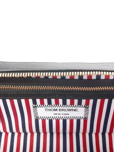 Thom Browne Pebble Grain Leather Cosmetic Bag - Black | Thumbnail 4