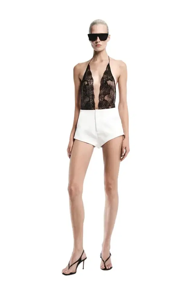 REVOLVE LOS ANGELES Delille Tailored Hot Short