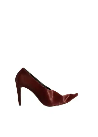 Khaite Marlene Pump In Red Mahogany Haircalf | Thumbnail 1
