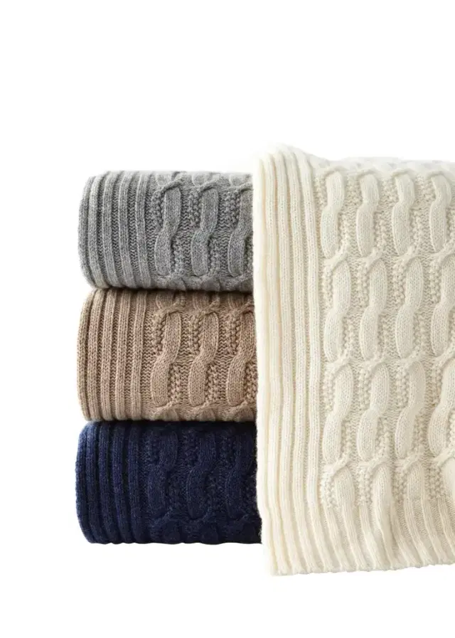 Sofia Cashmere Seed-Stitch Cable Throw