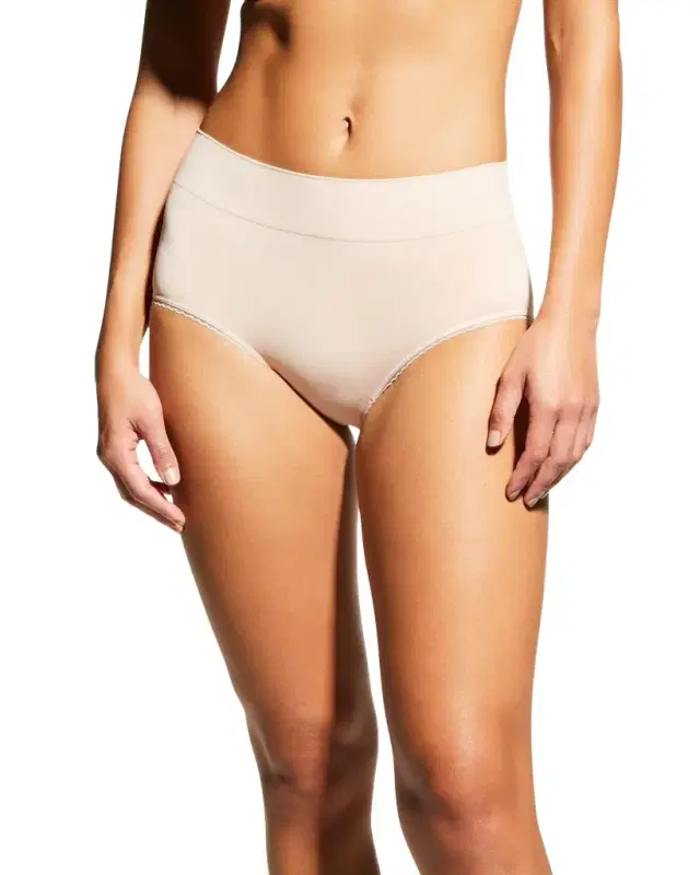 Wacoal Feeling Flexible Briefs