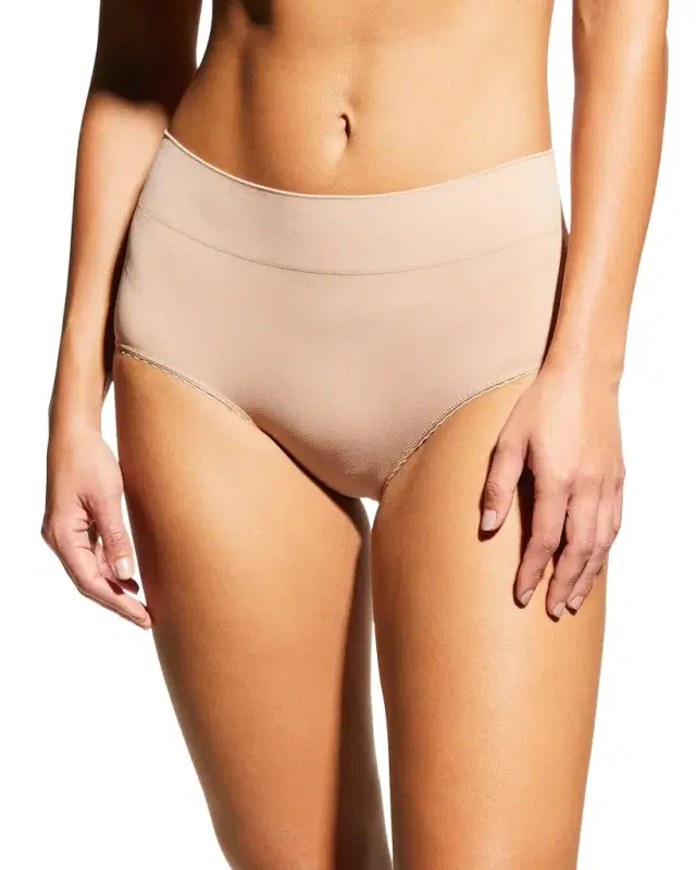 Wacoal Feeling Flexible Briefs