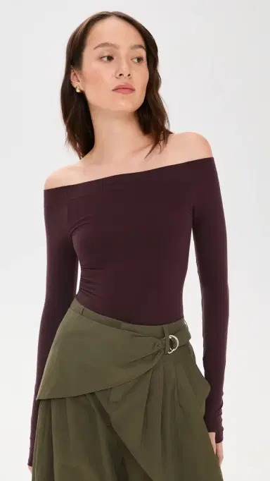 Commando Ballet Off Shoulder Bodysuit with Thumbholes | Thumbnail 2 Commando Ballet Off Shoulder Bodysuit with Thumbholes | Thumbnail 2