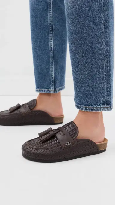 Sam Edelman Astrid Weave Mules Cafe Noir | Thumbnail 3