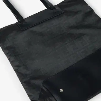 Fendi Versatile north-south travel-ready shopper | Thumbnail 7