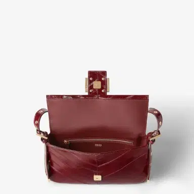 Fendi Since its debut in 1997, it has become a brand icon, now | Thumbnail 7