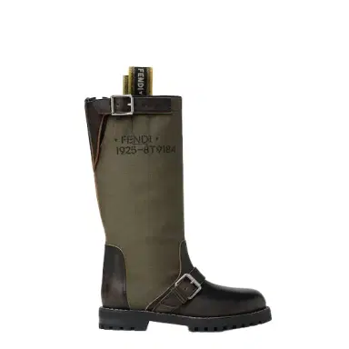 Fendi With clean lines and workwear-inspired hardware details | Thumbnail 1 Fendi With clean lines and workwear-inspired hardware details | Thumbnail 1