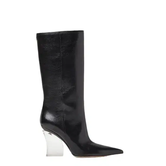 Knee-high boots featuring a tapered toe Knee-high boots featuring a tapered toe