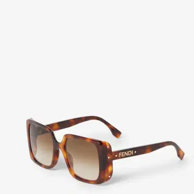 Fendi In the Soul glasses, identity becomes structure | Thumbnail 2