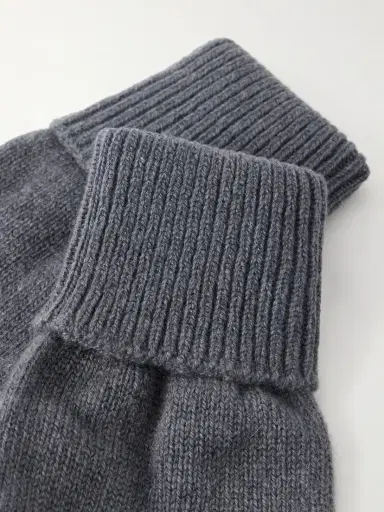 Johnstons of Elgin Doris Cashmere-blend Gloves | Thumbnail 2