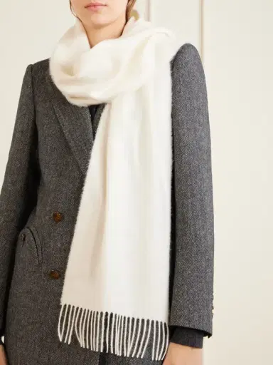Johnstons of Elgin Fringed Cashmere Scarf | Thumbnail 2