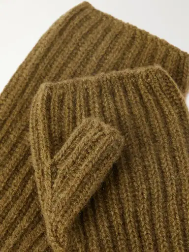 Johnstons of Elgin Della Ribbed Cashmere Gloves | Thumbnail 2
