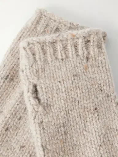 Johnstons of Elgin Tiree Cashmere Gloves | Thumbnail 2