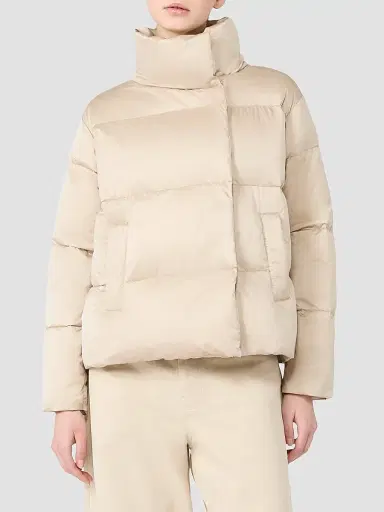 Weekend Max Mara Women's Short Down Jacket in Technical Satin - Sand | Thumbnail 3