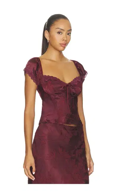 ASTR The Label Vanessa Top | Thumbnail 2