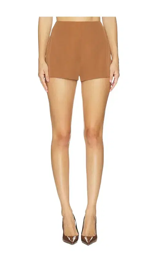 Nonchalant Label Clara Short