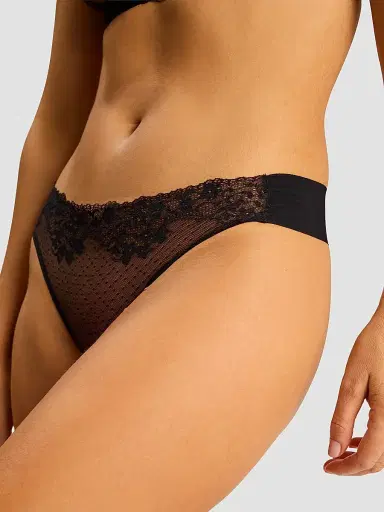 Commando Women's 2-Pack Lace-Trim Thong Set | Thumbnail 4 Commando Women's 2-Pack Lace-Trim Thong Set | Thumbnail 4