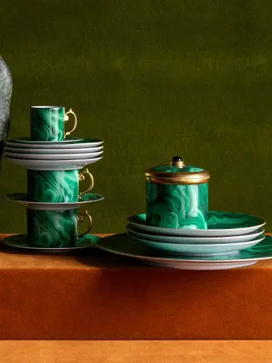 L'Objet Malachite 24K Gold & Porcelain Charger & Cake Plate | Thumbnail 2 L'Objet Malachite 24K Gold & Porcelain Charger & Cake Plate | Thumbnail 2