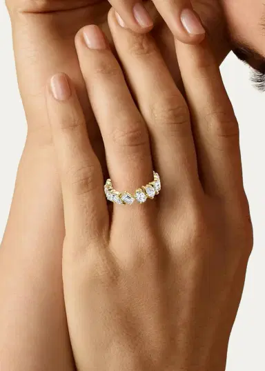 VRAI 18K Yellow Gold Lab-Grown Diamond Shooting Star Ring | Thumbnail 2