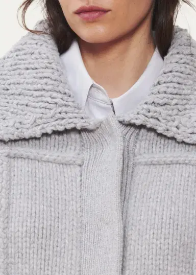 WE-AR4 The Wales Chunky Knit Cardigan | Thumbnail 5