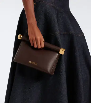 Jacquemus Rond Carré Small leather clutch | Thumbnail 8 Jacquemus Rond Carré Small leather clutch | Thumbnail 8