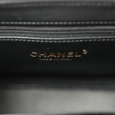 Chanel Chanel Small Kelly Shopper Black Shiny Lambskin Brushed Gold Hardware | Thumbnail 9