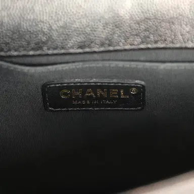 Chanel Pre-owned Chanel Medium Chevron Boy Bag Black Caviar Antique Gold Hardware | Thumbnail 9 Chanel Pre-owned Chanel Medium Chevron Boy Bag Black Caviar Antique Gold Hardware | Thumbnail 9