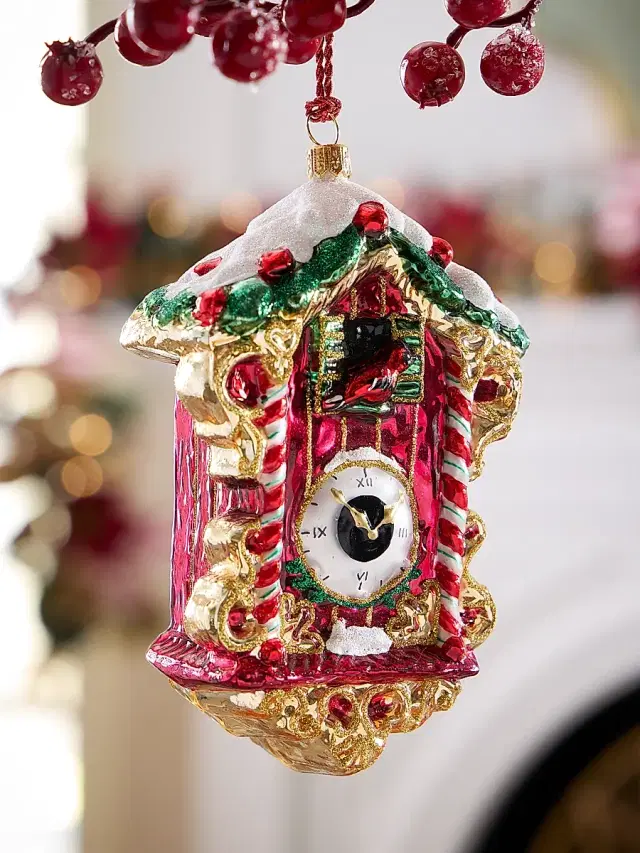 Glassware Art Studio Cuckoo Clock Glass Ornament