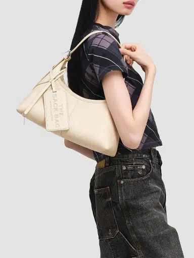 Marc Jacobs Women's Small Belted Sack Shoulder Bag | Thumbnail 2
