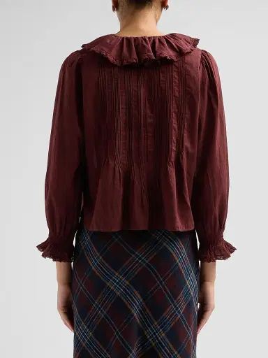 DÔEN Women's Hardy Pintuck Cotton Ruffle V-Neck Blouse | Thumbnail 3 DÔEN Women's Hardy Pintuck Cotton Ruffle V-Neck Blouse | Thumbnail 3