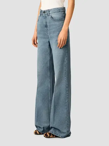 AMI PARIS Women's Flare Fit Mid-Rise Jeans | Thumbnail 6 AMI PARIS Women's Flare Fit Mid-Rise Jeans | Thumbnail 6