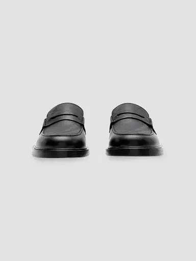 Burberry Men's Pembroke Checked Leather Loafers | Thumbnail 2 Burberry Men's Pembroke Checked Leather Loafers | Thumbnail 2