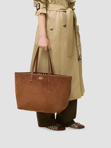 Burberry Women's Medium Bloomsbury Check Reversible Tote Bag | Thumbnail 3