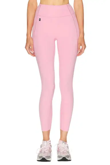 ON Studio 7/8 Legging | Thumbnail 1