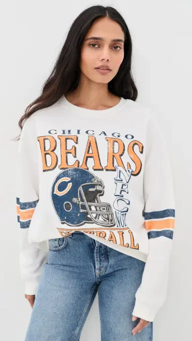 Junk Food Chicago Bears Oversized Striped Fleece Sweatshirt Vintage White S | Thumbnail 2 Junk Food Chicago Bears Oversized Striped Fleece Sweatshirt Vintage White S | Thumbnail 2