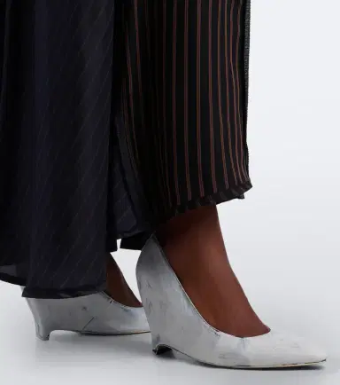 Maison Margiela Heel-Less leather wedge pumps | Thumbnail 5