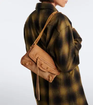 Balenciaga Le City suede shoulder bag | Thumbnail 7