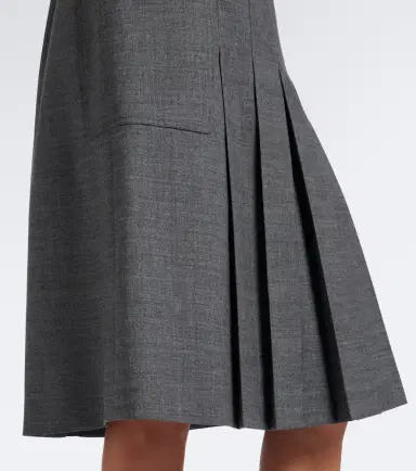 Prada Pleated virgin wool midi skirt | Thumbnail 4