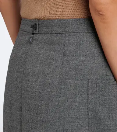 Prada Pleated virgin wool midi skirt | Thumbnail 5