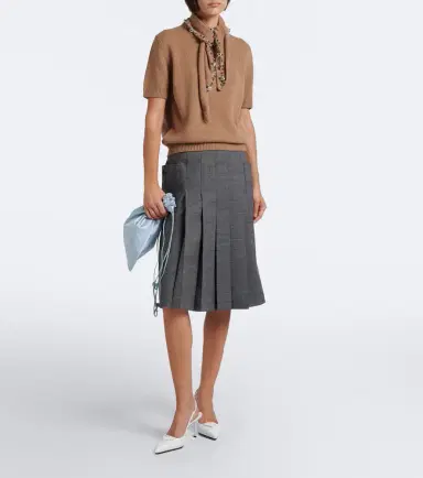 Prada Pleated virgin wool midi skirt | Thumbnail 6