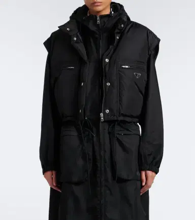 Prada Re-Nylon cropped down jacket | Thumbnail 3 Prada Re-Nylon cropped down jacket | Thumbnail 3