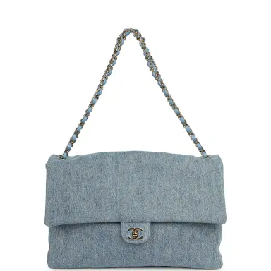 Chanel Chanel Maxi "Souplissimo" Large Flap Bag Blue Denim Gold Hardware | Thumbnail 7 Chanel Chanel Maxi "Souplissimo" Large Flap Bag Blue Denim Gold Hardware | Thumbnail 7
