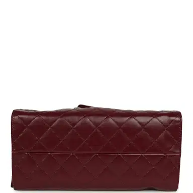 Chanel Chanel Medium 25 Hobo Bag Dark Burgundy Shiny Crumpled Calfskin Silver Hardware | Thumbnail 6 Chanel Chanel Medium 25 Hobo Bag Dark Burgundy Shiny Crumpled Calfskin Silver Hardware | Thumbnail 6