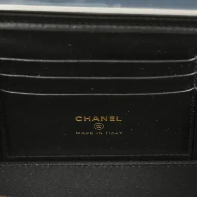 Chanel Chanel Small Top Handle Vanity Case Black Croc Embossed Calfskin Gold Hardware | Thumbnail 8 Chanel Chanel Small Top Handle Vanity Case Black Croc Embossed Calfskin Gold Hardware | Thumbnail 8
