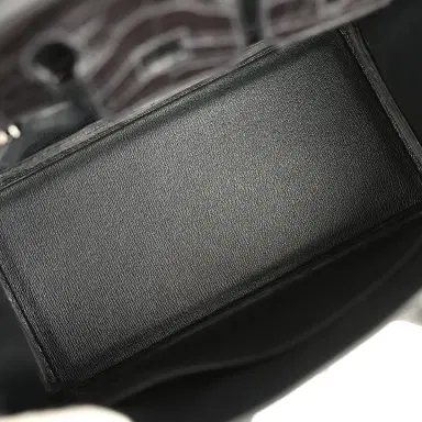 HERMÈS Hermes Birkin 25 Black Matte Alligator Palladium Hardware | Thumbnail 8 HERMÈS Hermes Birkin 25 Black Matte Alligator Palladium Hardware | Thumbnail 8