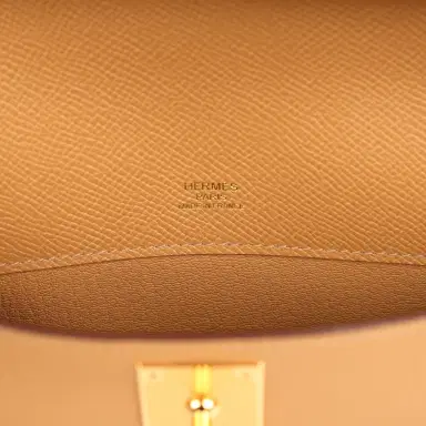 HERMÈS Hermes Kelly Cut Biscuit Epsom Gold Hardware | Thumbnail 7